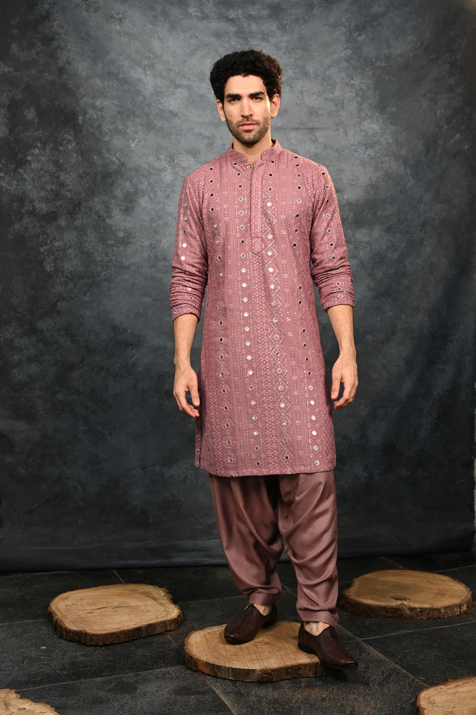 Kriti Kurta
