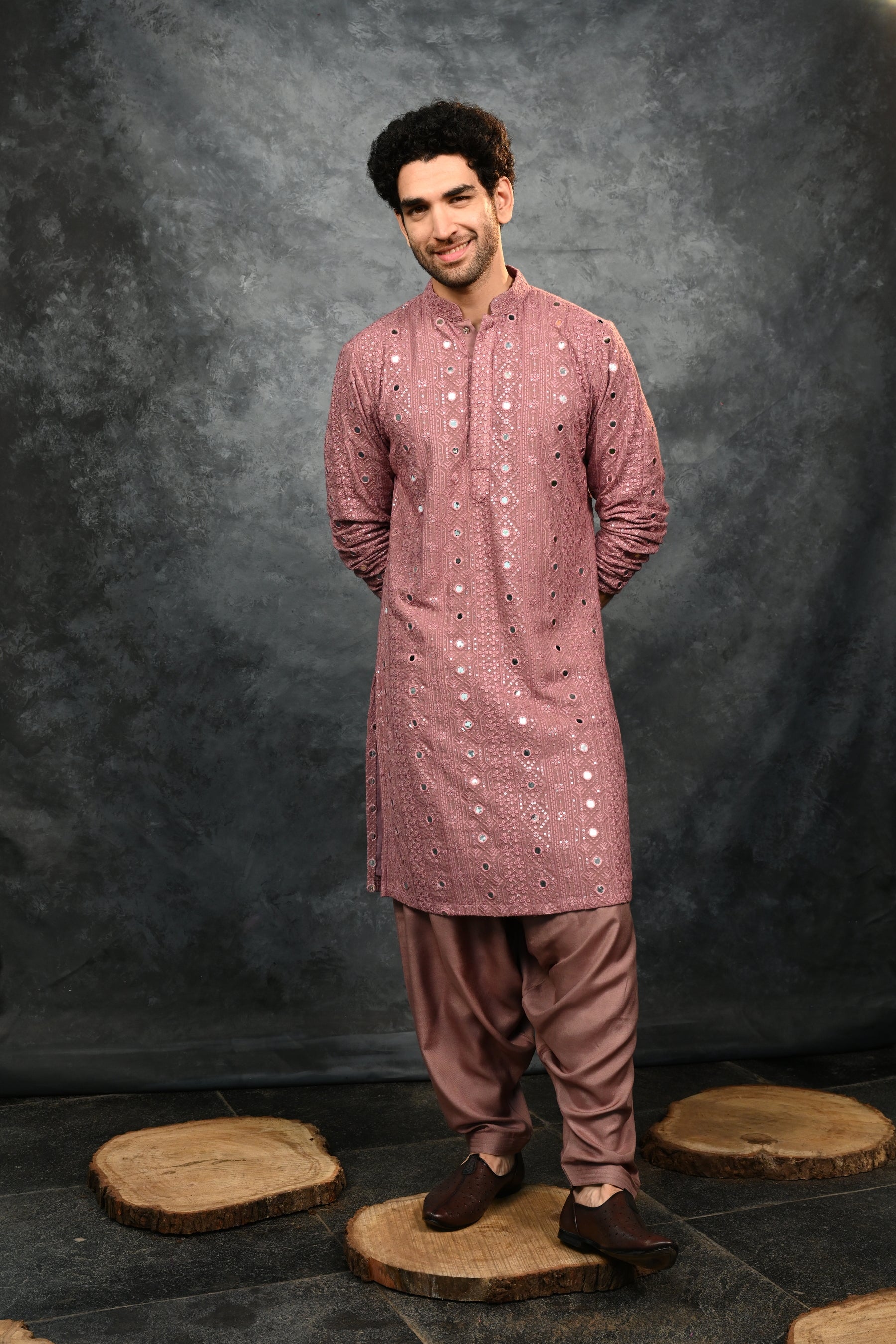 Kriti Kurta