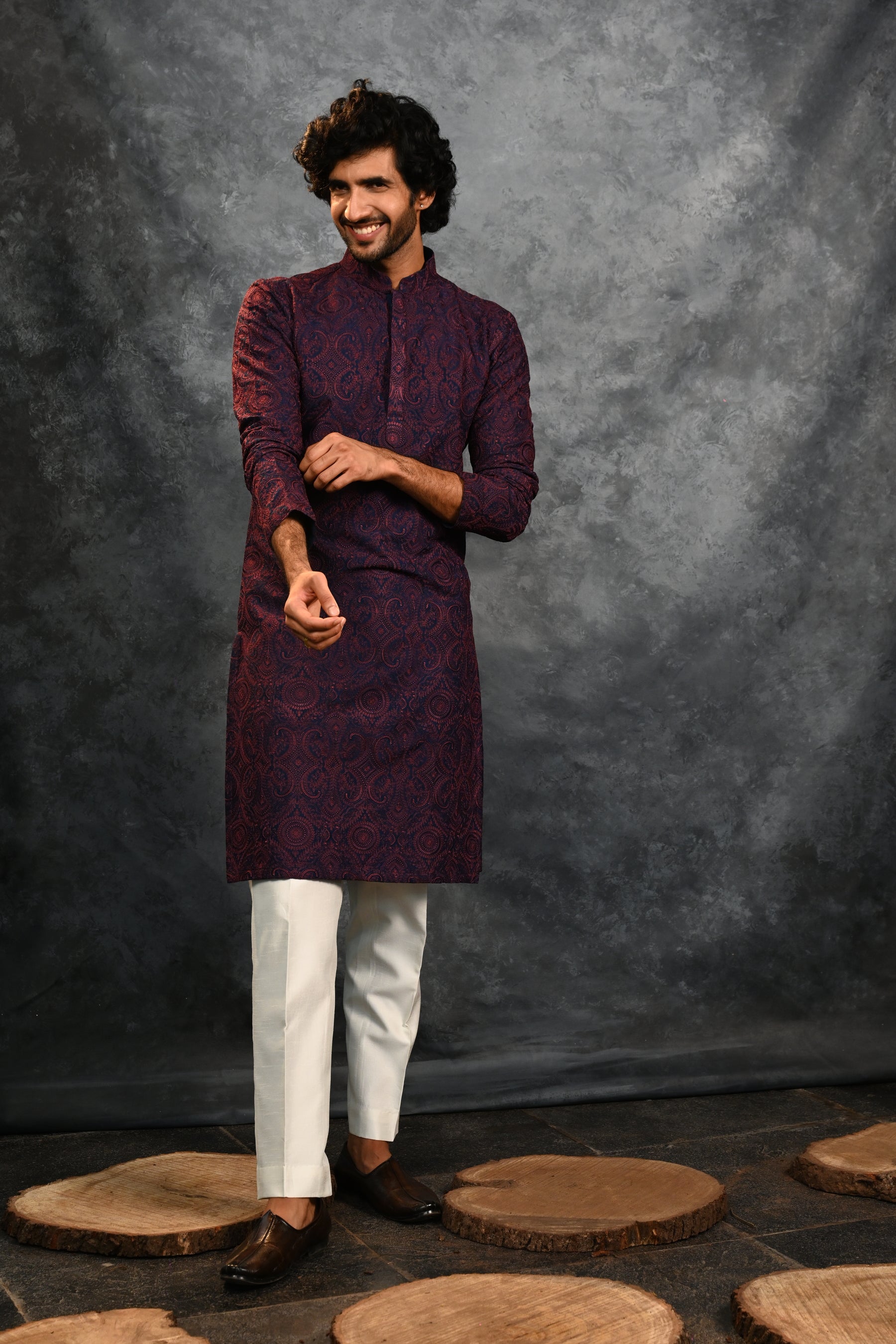 Aryav Kurta
