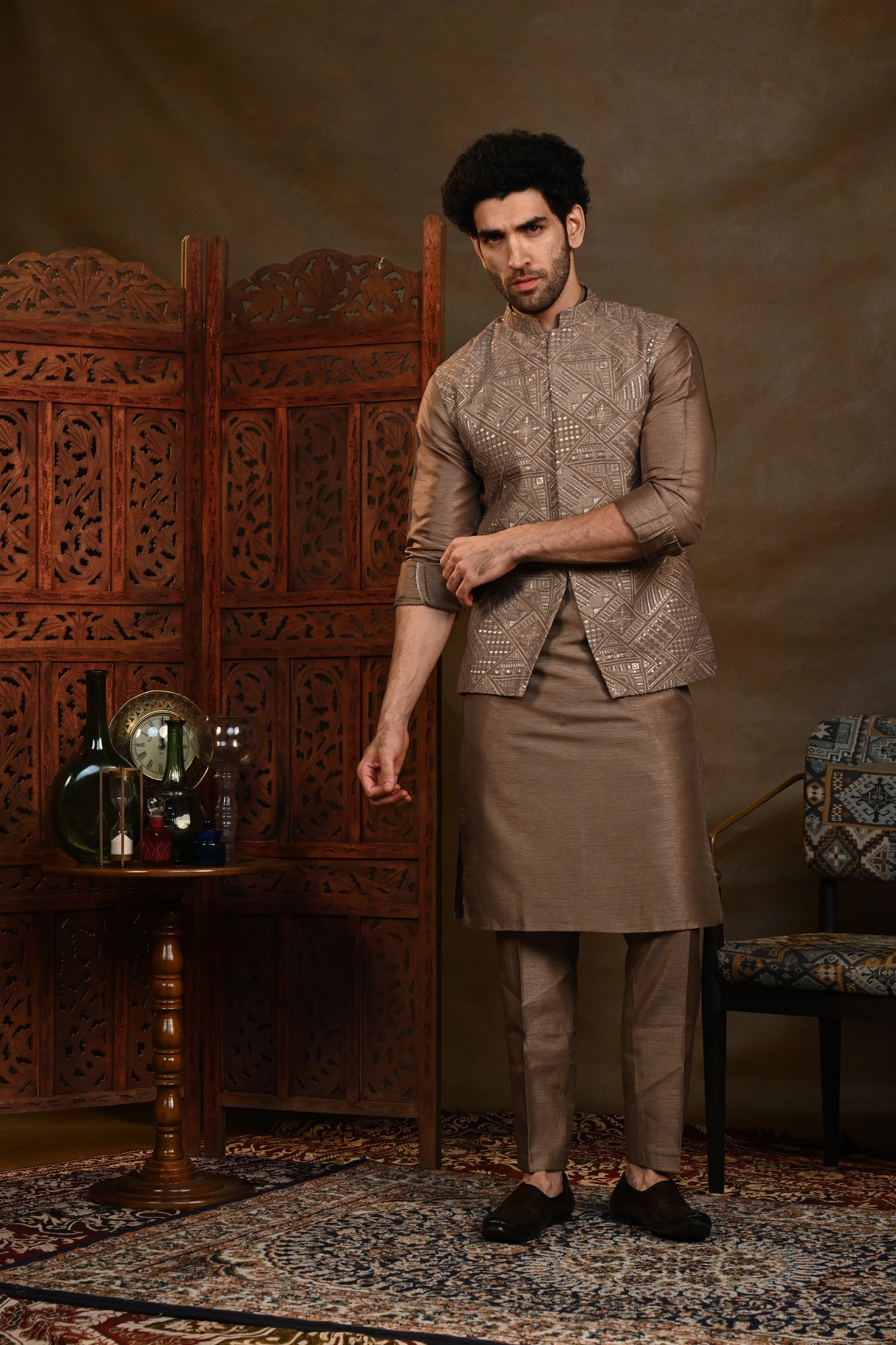 Aabru Kurta Jacket Set