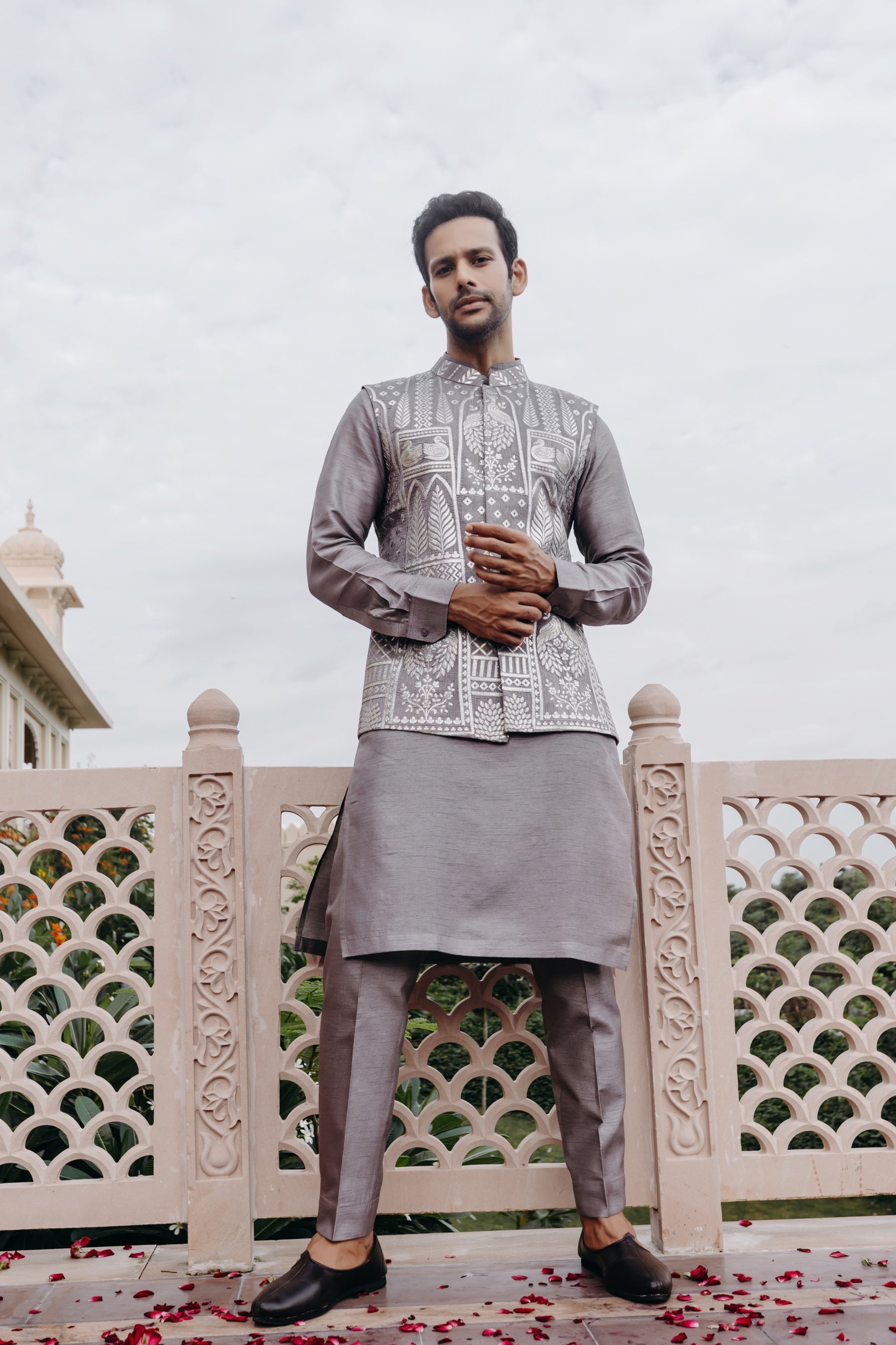 Zayir Koti Kurta