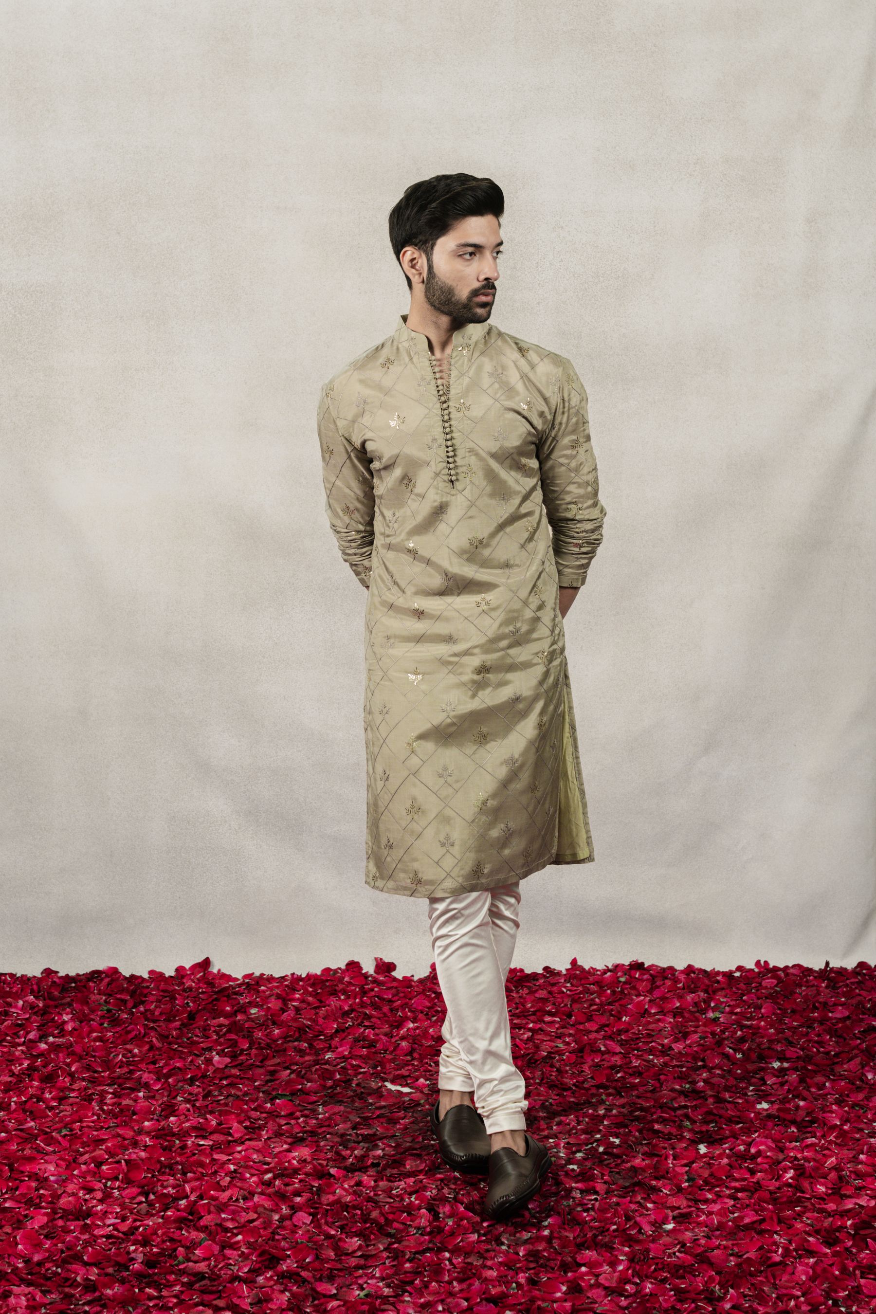Shauq Kurta